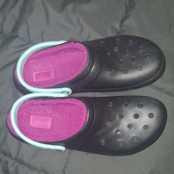 Woman Black and Purple Crocs - Picture 3 of 3